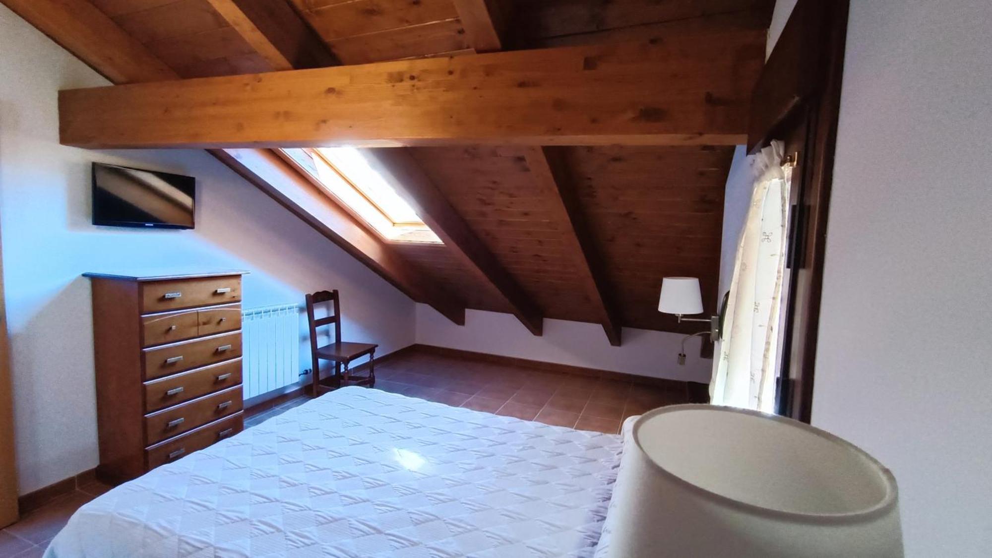 Apartamentos Mobison Salinas de Bielsa Bagian luar foto