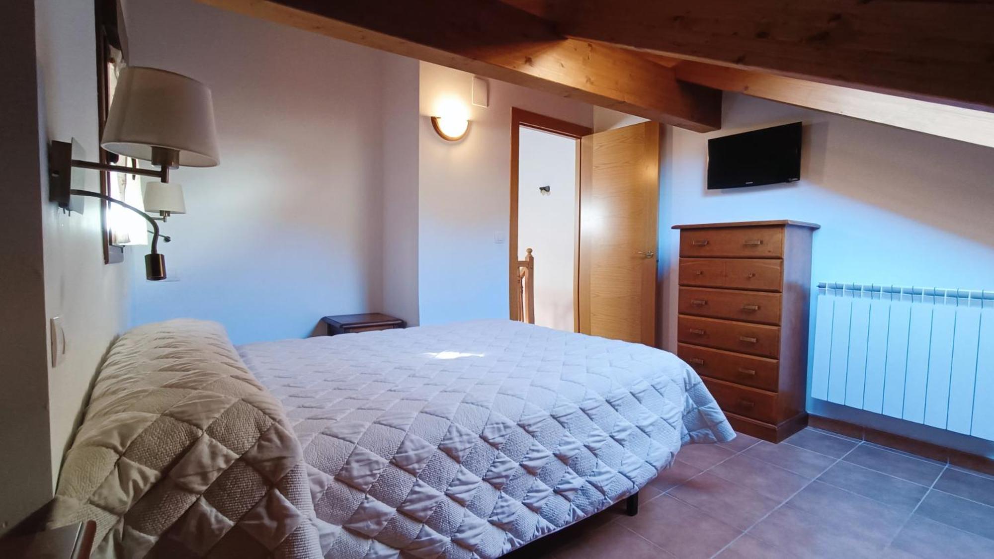 Apartamentos Mobison Salinas de Bielsa Bagian luar foto